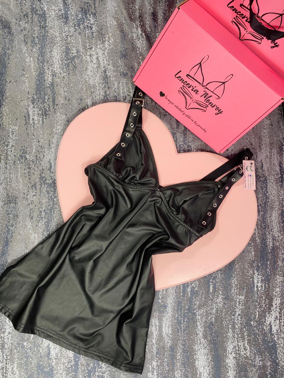 VESTIDO VINIPIEL NEGRO