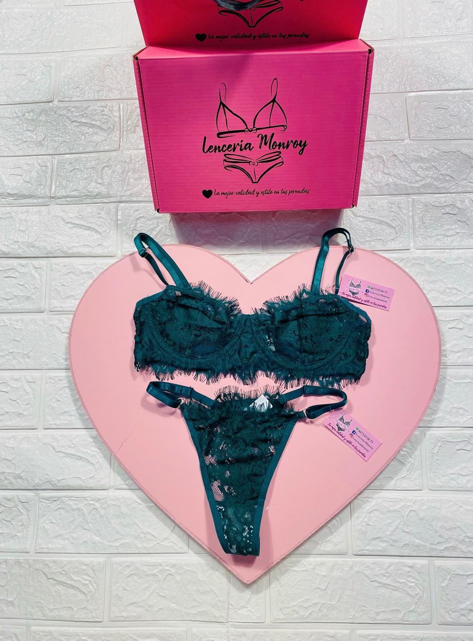 CONJUNTO VERDE ENCAJE