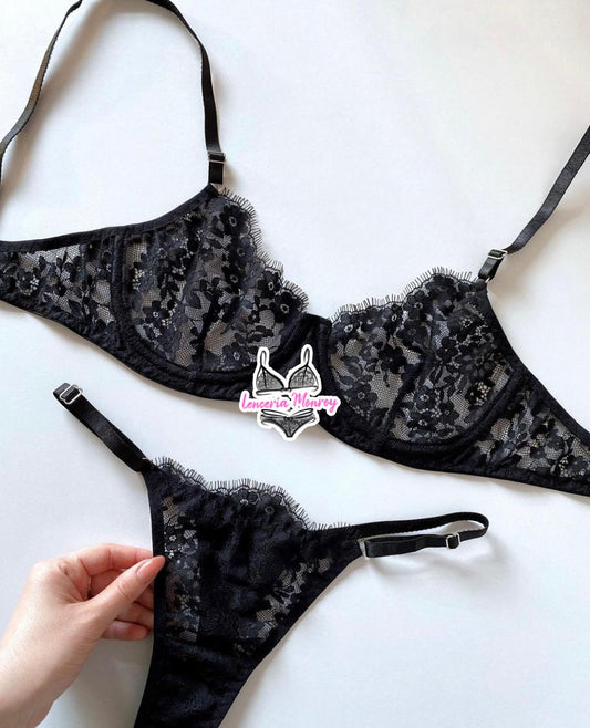 CONJUNTO NEGRO ENCAJE