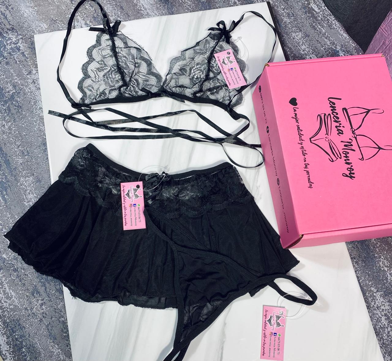 CONJUNTO DE FALDA NEGRO